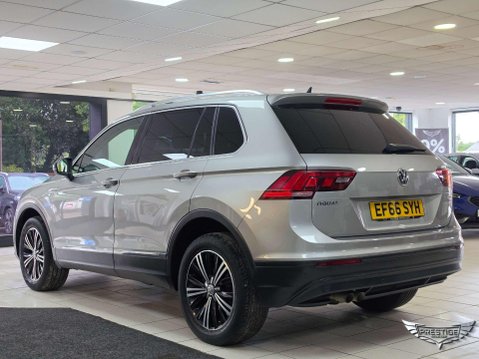Volkswagen Tiguan 2.0 TDI BlueMotion Tech SE Navigation 4Motion Euro 6 (s/s) 5dr 38
