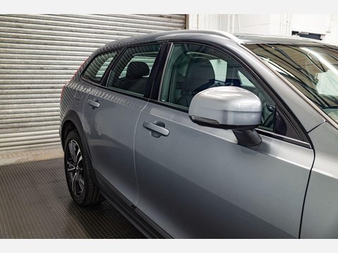 Volvo V90 2.0 D5 PowerPulse Auto AWD Euro 6 (s/s) 5dr 99