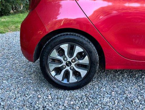 Kia Picanto 1.0 2 Hatchback 5dr Petrol Manual Euro 5 (68 bhp) 13