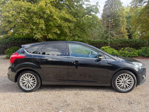 Ford Focus 1.6 Zetec Euro 5 5dr 10