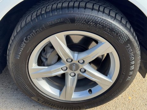 Audi Q5 2.0 TDI 40 Sport S Tronic quattro Euro 6 (s/s) 5dr 55