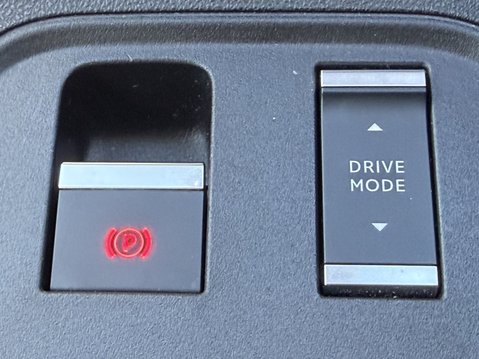 Fiat 600 115kW La Prima 54kWh 5dr Auto 31