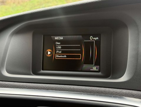 Volvo V40 1.6 V40 SE Luxury D2 Auto 5dr 29