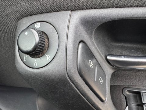 Volkswagen Polo 1.6 TDI SEL Euro 5 5dr 18