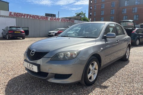 Mazda 3 TS..LOTS OF HISTORY.. 14 SERVICES.. LAST OWNER 11 YEARS.. BLUETOOTH 11