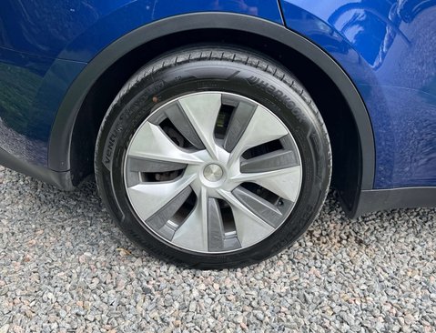 Tesla Model Y ModeL Y Long Range AWD 4WD 5dr 15