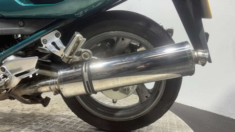 Yamaha XJ 1995 RUNNING PROJECT BIKE SPARES OR REPAIR SHAFT DRIVE 900CC TRIKE? 29