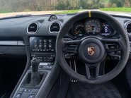 Porsche 718 Cayman GT4 RS 12