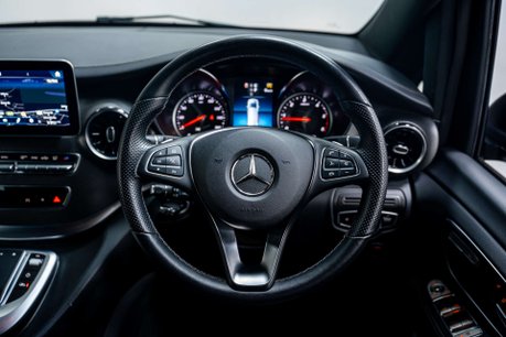 Mercedes-Benz V Class 2.0 V300d AMG Line G-Tronic+ Euro 6 (s/s) 5dr XLWB 29