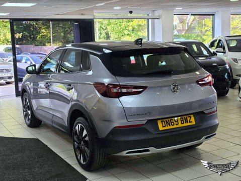 Vauxhall Grandland X 1.5 Turbo D BlueInjection Sport Nav Euro 6 (s/s) 5dr 42