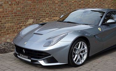 Ferrari F12 Berlinetta 6