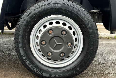 Mercedes-Benz Sprinter 516 Cdi 4x4 Lwb Hr Panel Van - Tail Lift / Air Con 36