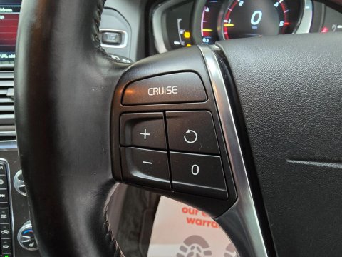Volvo XC60 2.0 D4 SE Lux Nav Geartronic Euro 6 (s/s) 5dr 34
