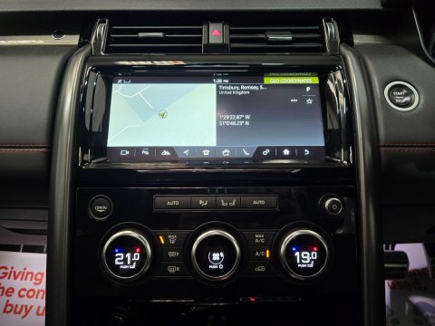 Land Rover Discovery TD6 HSE LUXURY 33