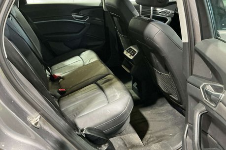 Audi E-Tron 50 Technik SUV 5dr Electric Auto quattro 71.2kWh (313 ps) 10