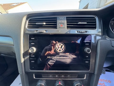 Volkswagen Golf SE TSI EVO 32