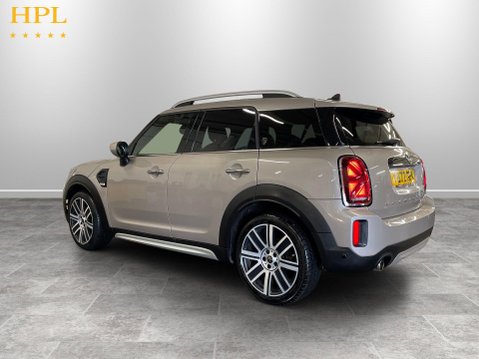 Mini Countryman 1.5 Cooper Exclusive SUV 5dr Petrol Steptronic Euro 6 (s/s) (136 ps) 1 Owne 5