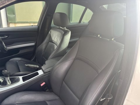 BMW 3 Series 2.0 320d M Sport Euro 5 4dr 11