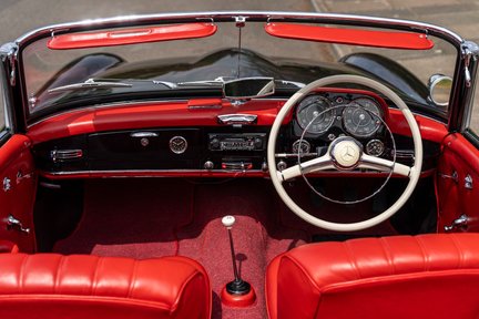 Mercedes-Benz SL 190SL CONCOURS RESTORED 14