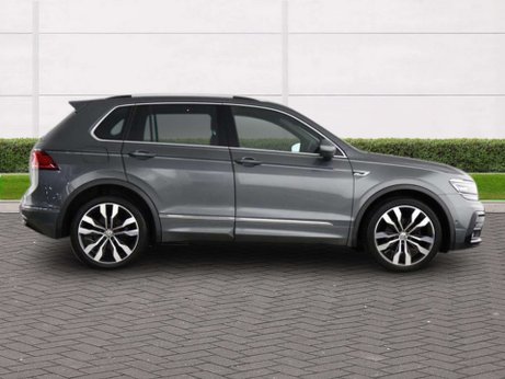 Volkswagen Tiguan 2.0 Tiguan R-Line Tech TDI Semi-Auto 5dr 1