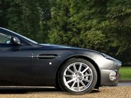 Aston Martin Vanquish S V12 13