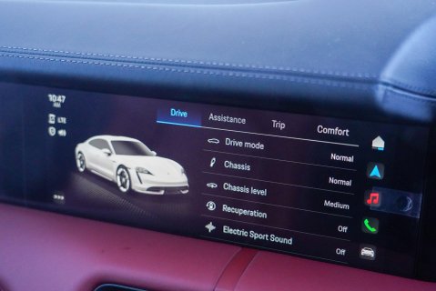 Porsche Taycan Performance Plus 93.4kWh 16