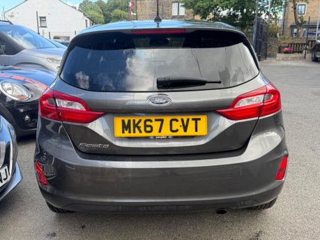 Ford Fiesta TITANIUM 5