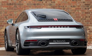 Porsche 911 Carrera S (992) 3