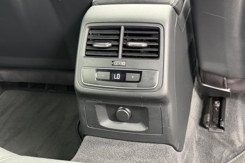 Audi A4 AVANT TFSI S LINE - DRIVING ASSIST PACK - VIRTUAL COCKPIT - APPLE CAR PLAY  32