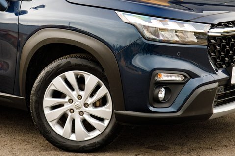 Suzuki SX4 S-Cross MOTION BOOSTERJET MHEV 11