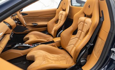 Ferrari 488 SPIDER 23