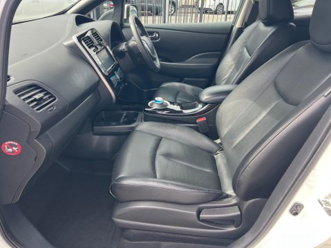 Nissan LEAF 30kWh Tekna Auto 5dr 35