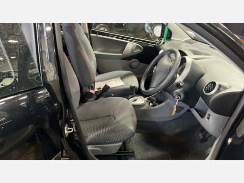 Peugeot 107 URBAN 2-TRONIC 10