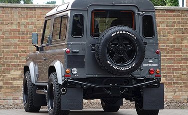 Land Rover Defender 90 XS T40 12