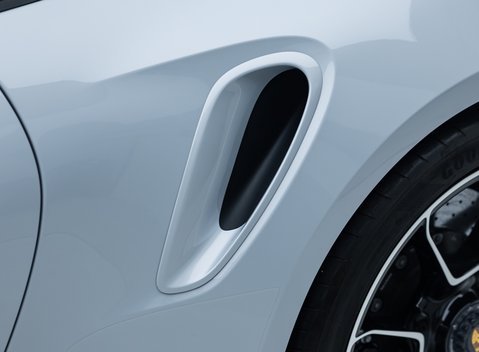 Porsche 911 Turbo S Cabriolet (992) 41