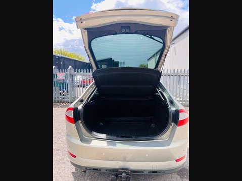 Ford Mondeo 2.0 Mondeo Zetec TDCi 140 5dr 37