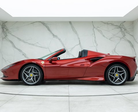 Ferrari F8 Spider 