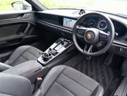 Porsche 911 Carrera GTS PDK 10