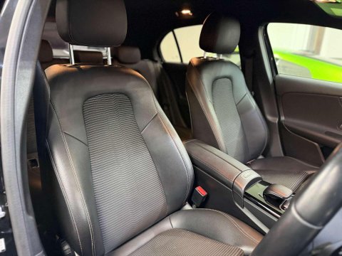 Mercedes-Benz A Class 1.5 A180d Sport (Executive) Hatchback 5dr Diesel 7G-DCT Euro 6 (s/s) (116 p 28