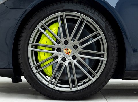 Porsche Panamera Turbo S E-Hybrid Sport Turismo 8