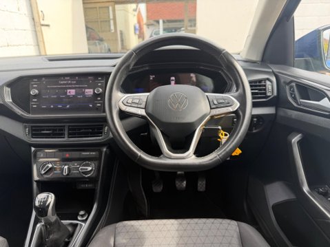 Volkswagen T-Cross 1.0 TSI SE Euro 6 (s/s) 5dr 28