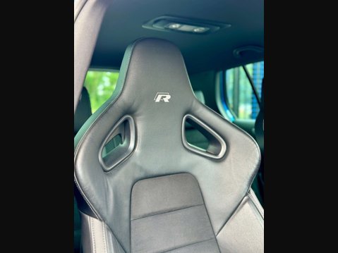 Volkswagen Golf R 2.0 DSG (Wingback) DCC 2