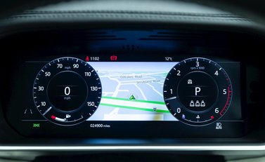 Land Rover Range Rover D300 Westminster Black Edition 17