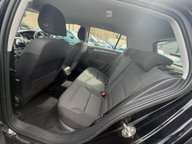 Volkswagen Golf E-GOLF 10