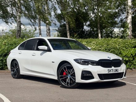BMW 3 Series 2.0 330e M Sport Auto 4dr