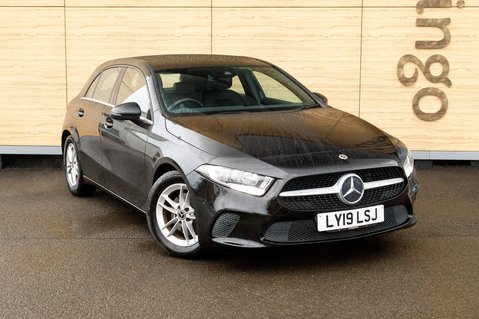 Mercedes-Benz A Class A 180 SE EXECUTIVE 1