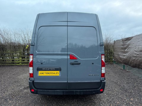 Renault Master 2.3 dCi 35 Business+ Panel Van 4dr Diesel Manual FWD LWB Medium Roof Euro 6 6