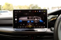 Volkswagen Golf BLACK EDITION TSI 30