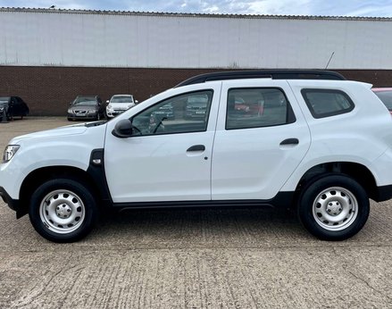 Dacia Duster 1.0 Duster Essential TCe 4x2 5dr 11