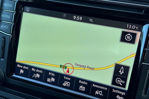 Volkswagen Caddy C20 102 ps Tdi Highline Panel Van - No VAT - Sat Nav 17